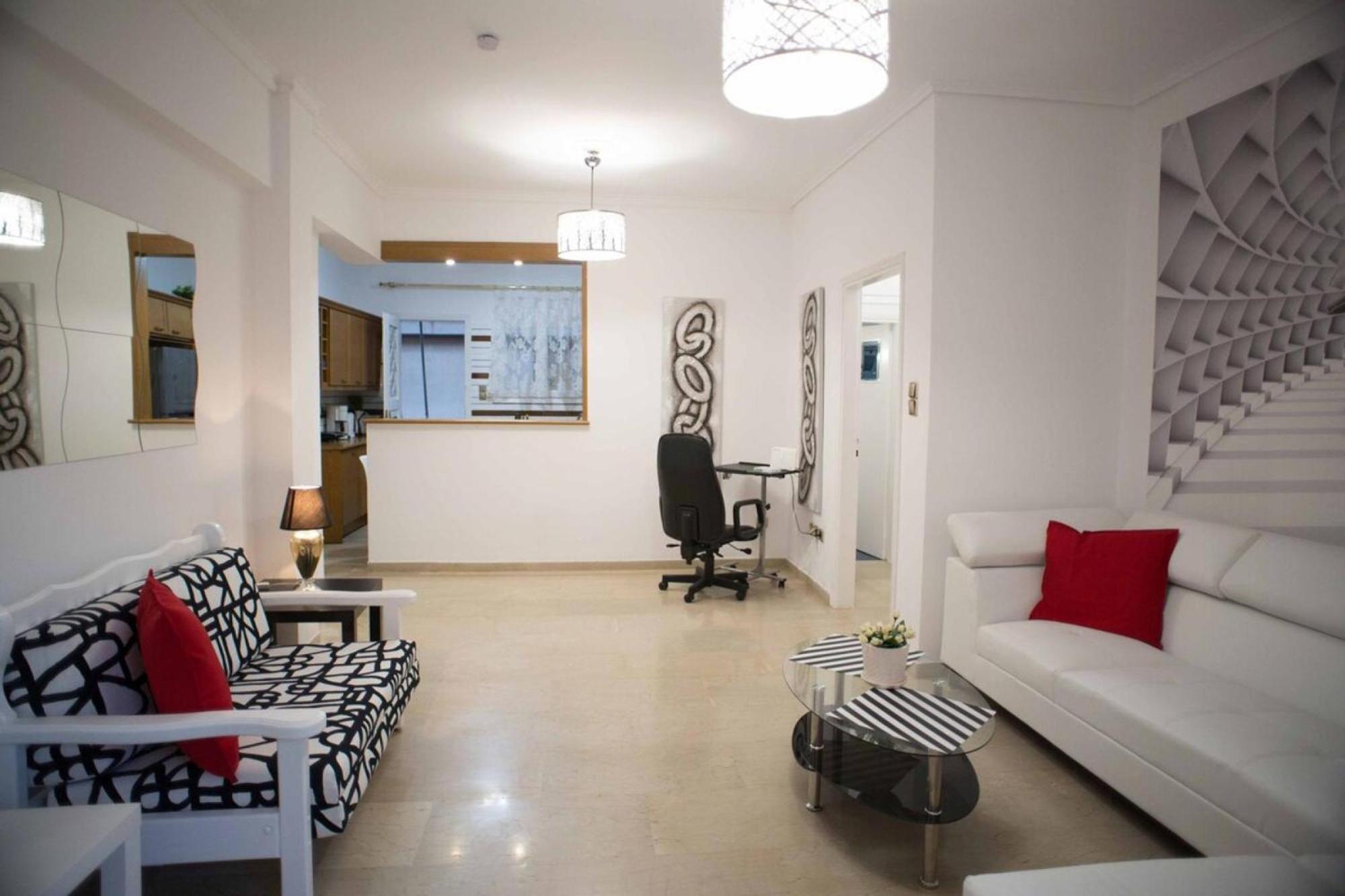 Cozy Apartment With Sea View Next To Marina Zeas El Pireo Exterior foto