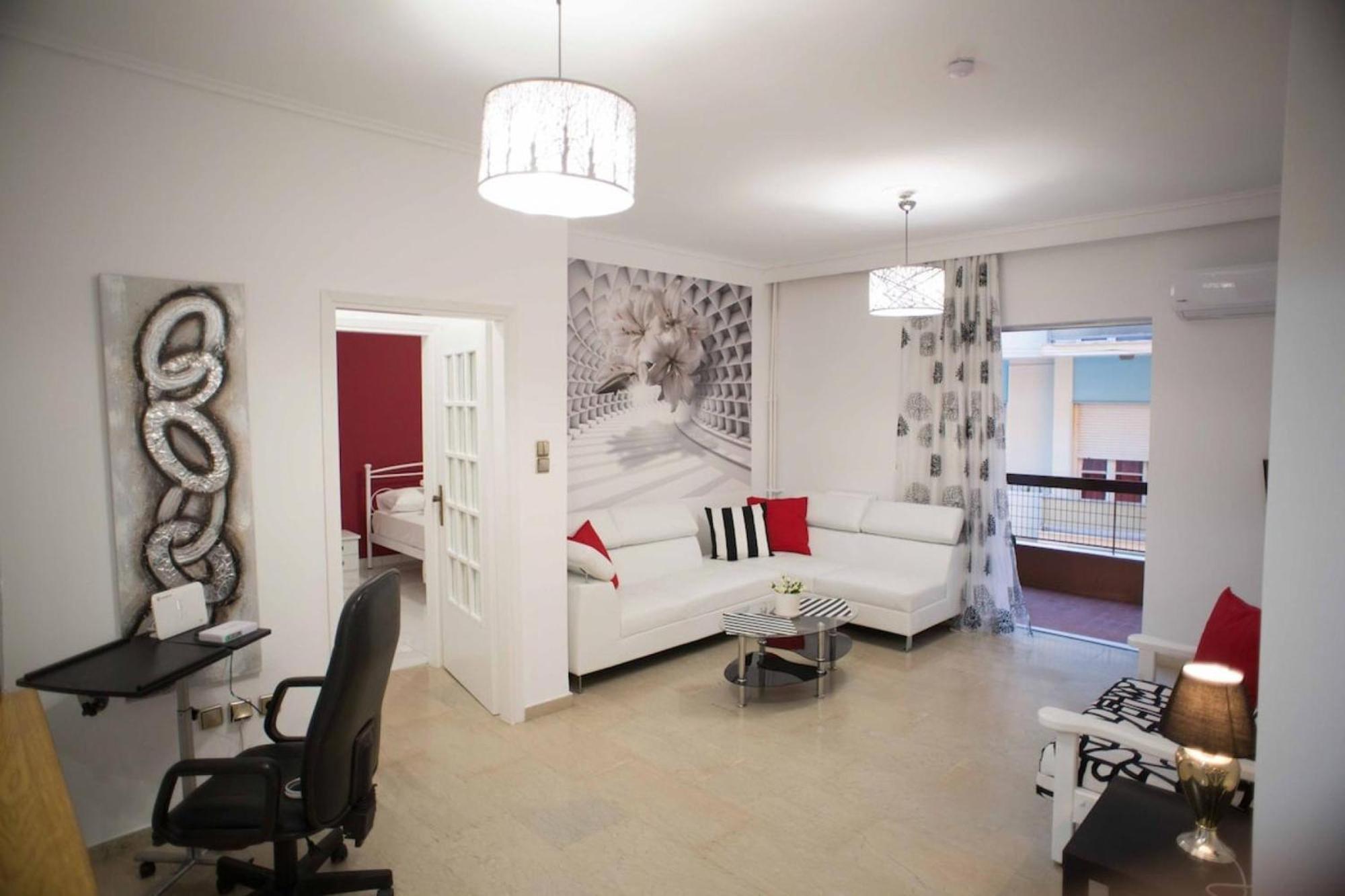 Cozy Apartment With Sea View Next To Marina Zeas El Pireo Exterior foto